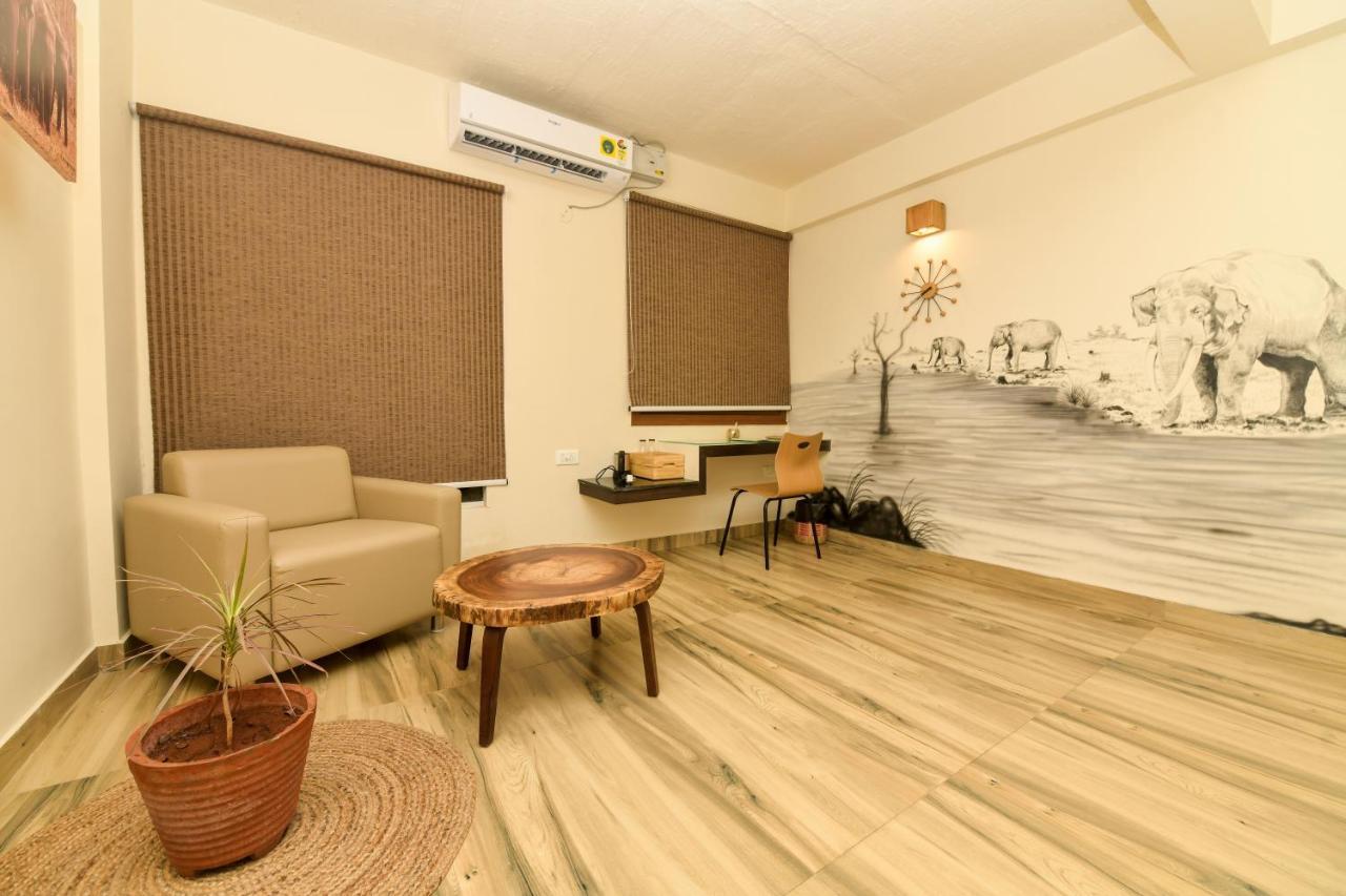 Safari Quest Hotel Mysore Exterior foto