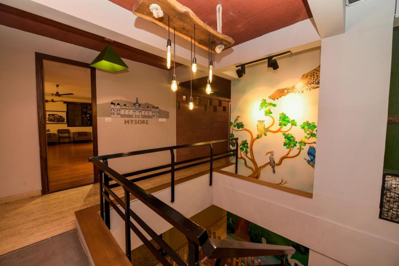 Safari Quest Hotel Mysore Exterior foto