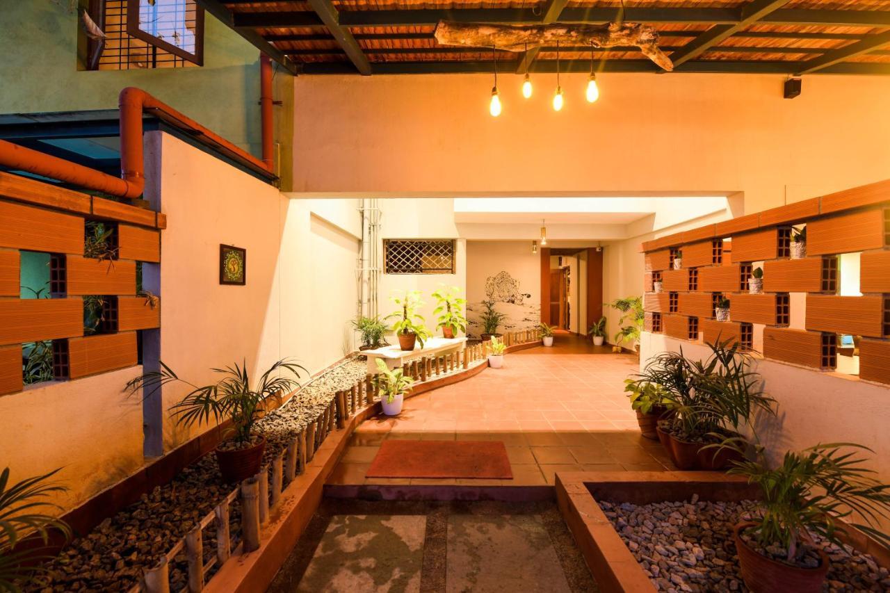 Safari Quest Hotel Mysore Exterior foto