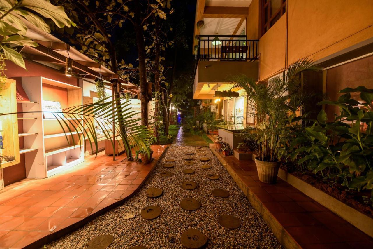 Safari Quest Hotel Mysore Exterior foto
