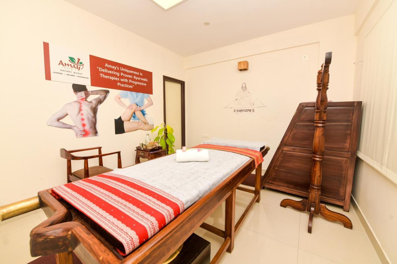 Safari Quest Hotel Mysore Exterior foto