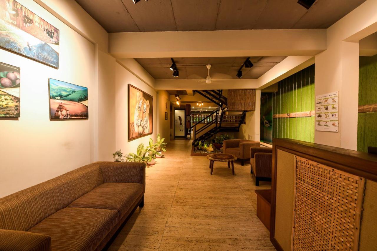 Safari Quest Hotel Mysore Exterior foto