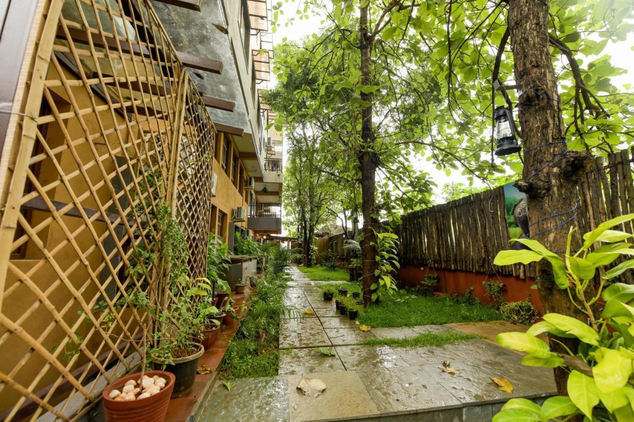 Safari Quest Hotel Mysore Exterior foto